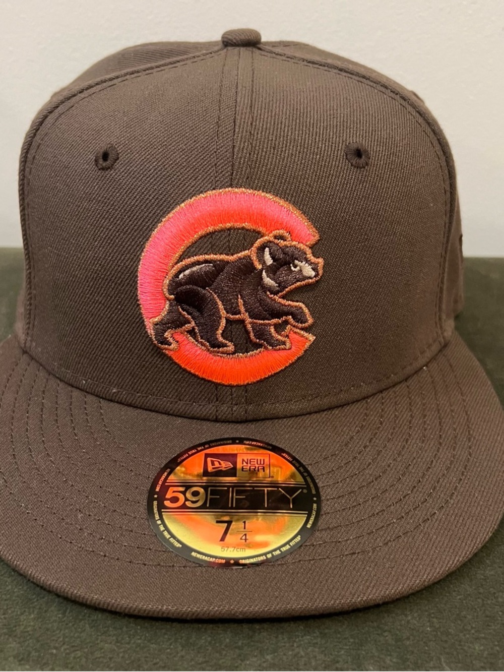 New Era 59FIFTY Chicago Cubs 2016 World Series Brown & Pink Fitted Cap - 7 1/4
